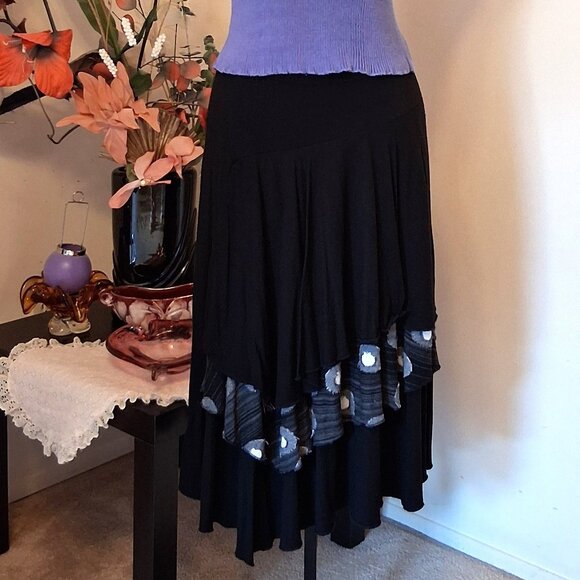 NWT Dolcezza Elegant Black Gray White Fall Winter Lined Tiered Pleated Skirt - Picture 1 of 10